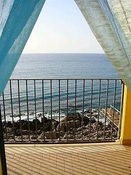 Le Case Del Girasole Abc Cefalu Hotel