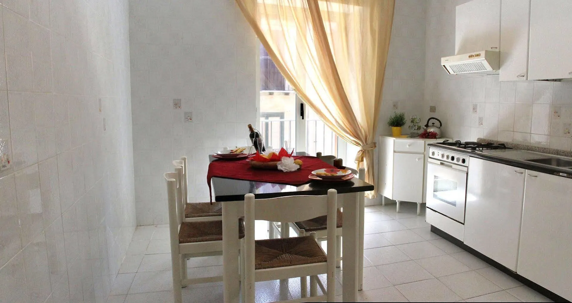 Le Case Del Girasole Abc Cefalu