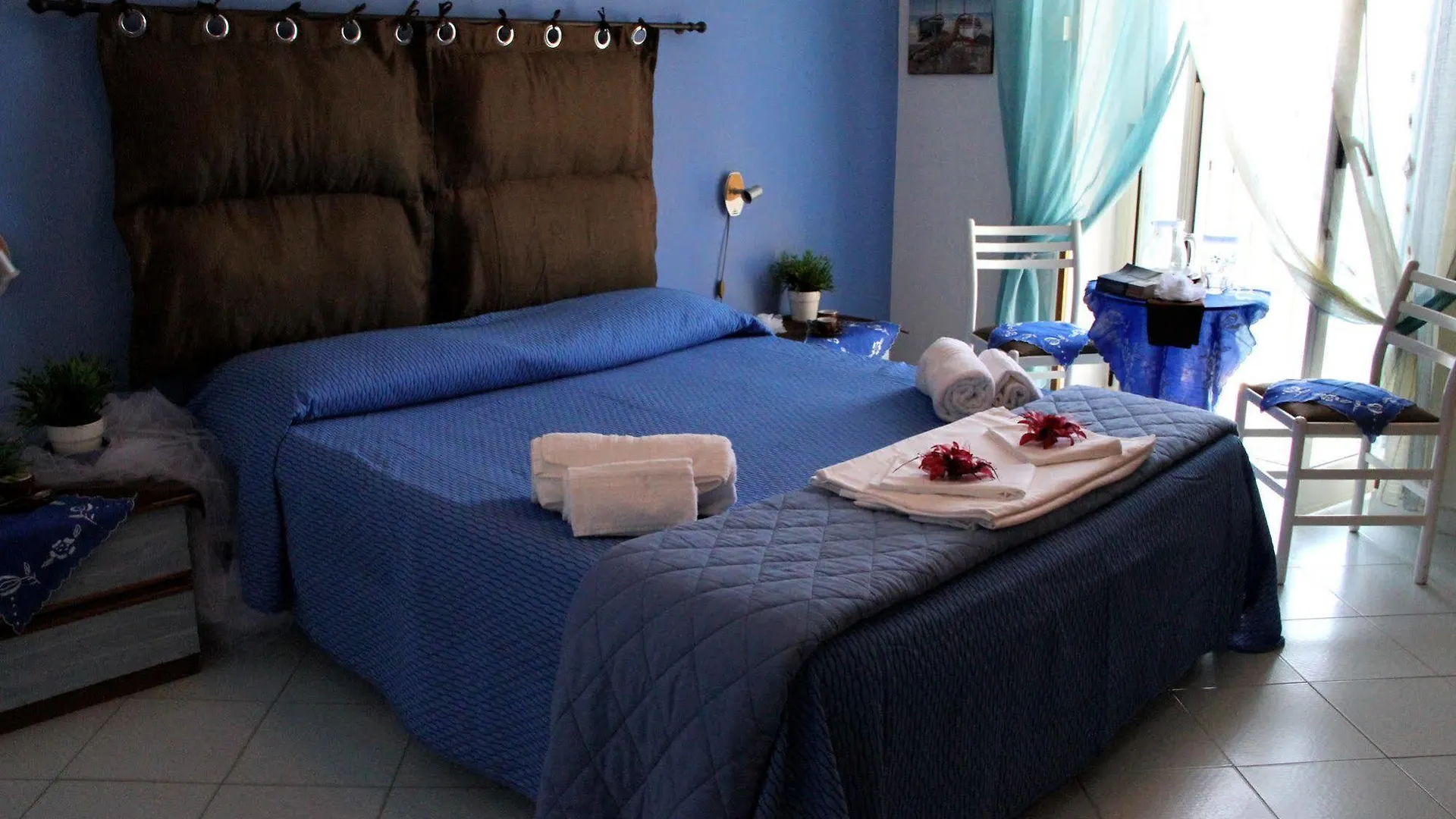 Le Case Del Girasole Abc Cefalu Hotel