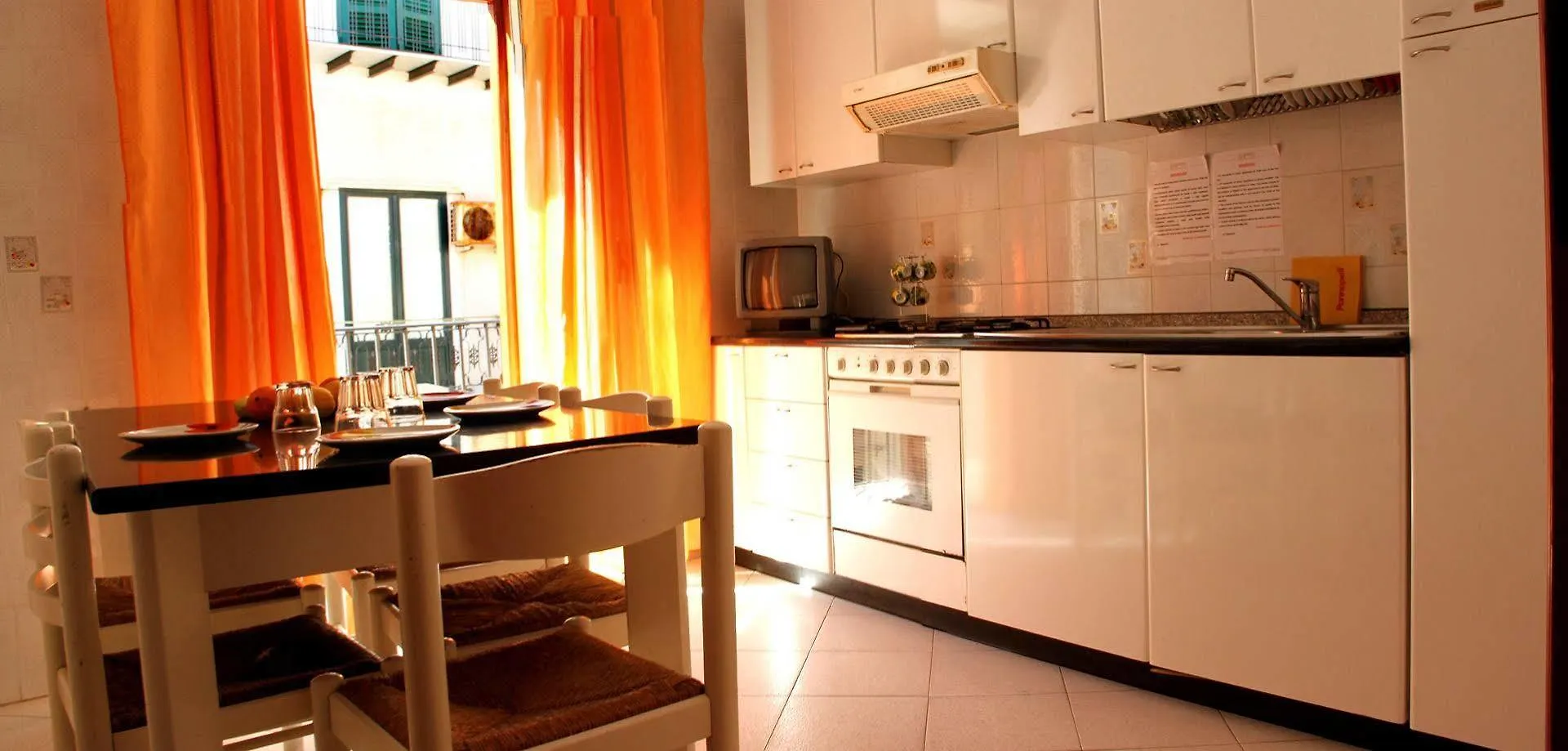 Le Case Del Girasole Abc Cefalu