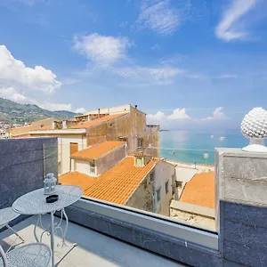 Ossuna Bay Boutique Cefalu